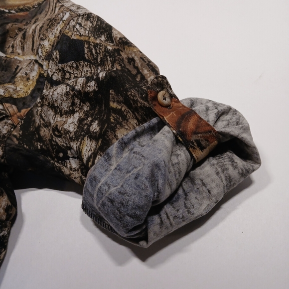 Game Winner BREAK UP MOSSY OAK Camouflage Button Down Roll Tab Shirt Youth SZ  L - Picture 8 of 9